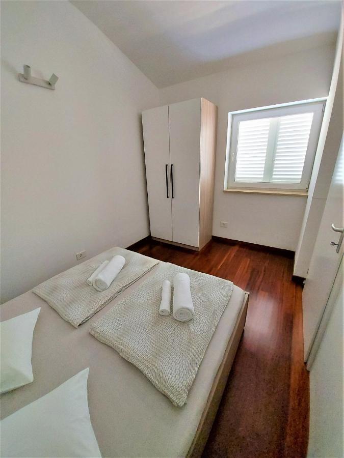 מדולין Apartments Aurora Near Beach מראה חיצוני תמונה