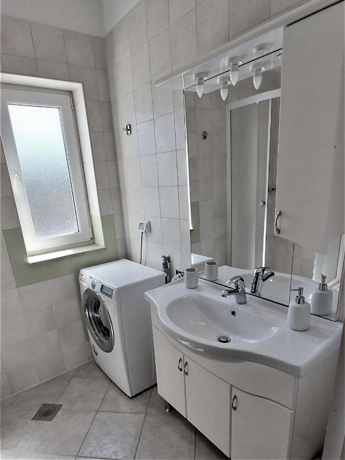 מדולין Apartments Aurora Near Beach מראה חיצוני תמונה